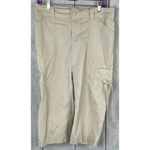 Duo Maternity Small Khaki Cargo Capri Pants with Stretch 6 Pockets
